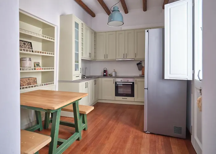 Retreat - The Happy Apartamento *